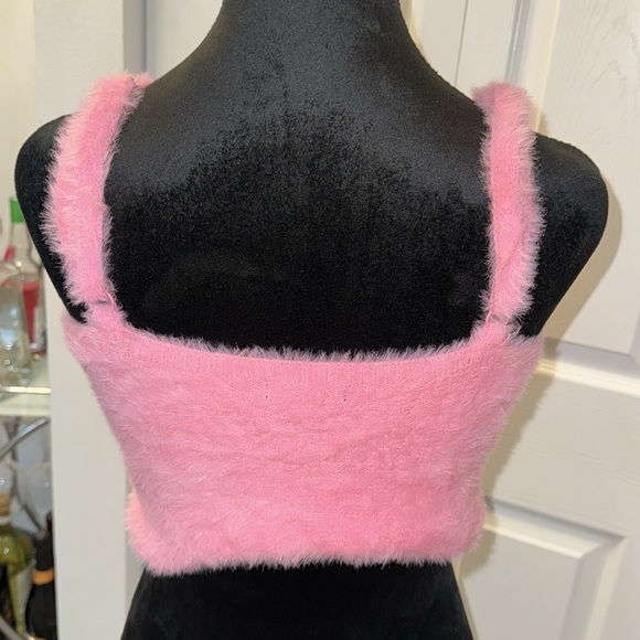 Furry crop top - Picture 4 of 5